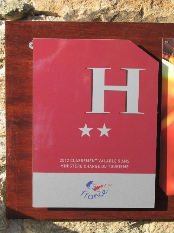 Hotel La Quebecoise Dinan Bagian luar foto