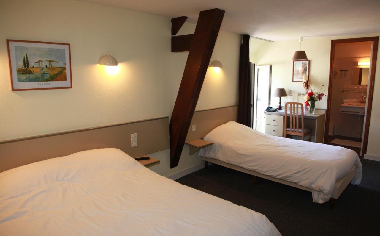Hotel La Quebecoise Dinan Bagian luar foto